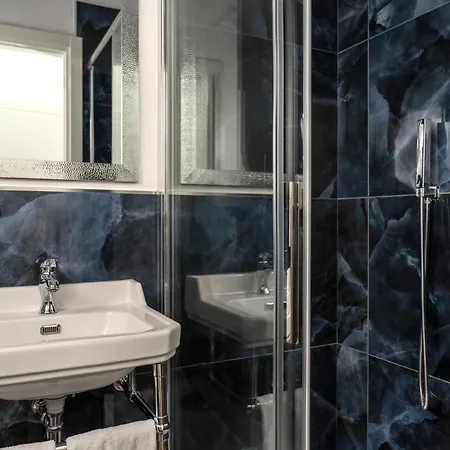 Rossini 1936 - Small & Charming بولونيا